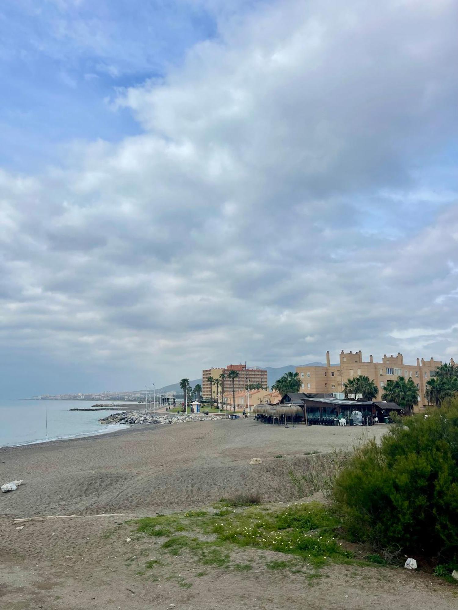 Casa En Guadalmar Malaga, Naturaleza Y Playa Vakantiehuis